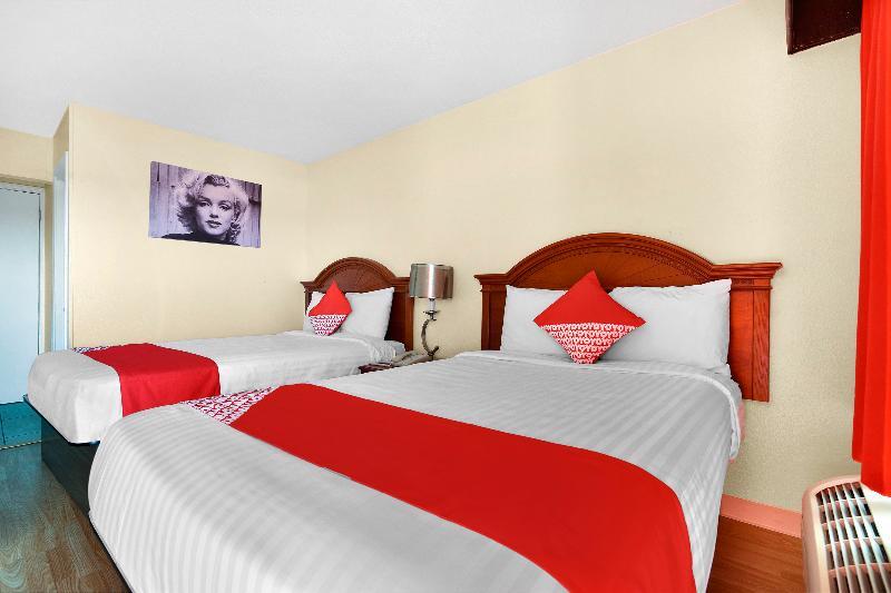 Oyo Hotel San Antonio Lackland Near Seaworld Exterior foto