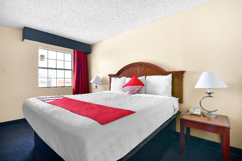 Oyo Hotel San Antonio Lackland Near Seaworld Exterior foto