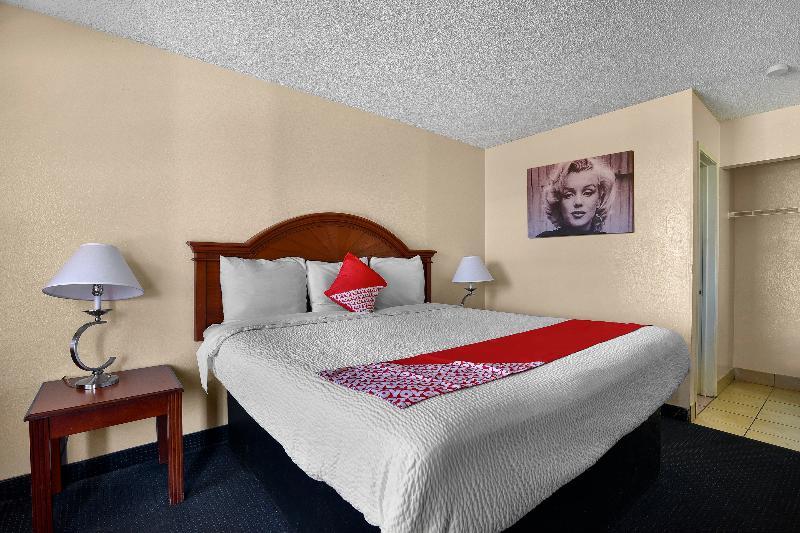 Oyo Hotel San Antonio Lackland Near Seaworld Exterior foto